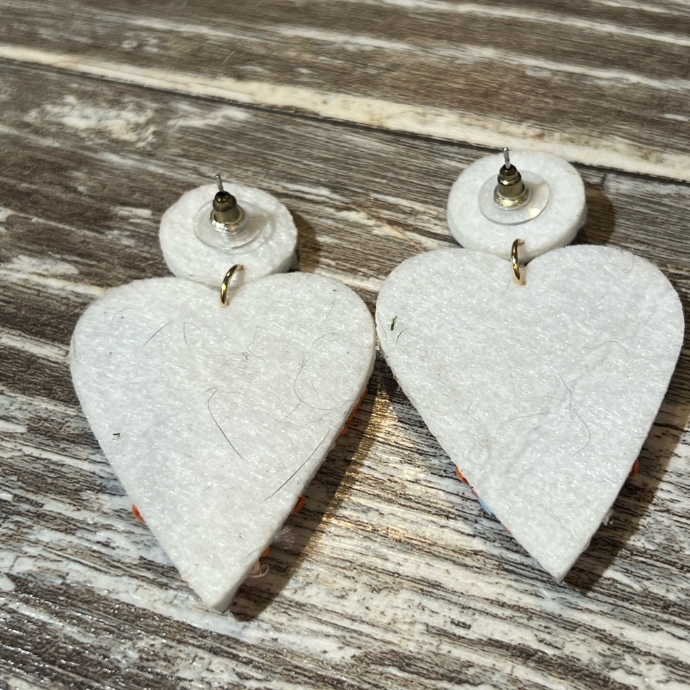 Earrings Serra Multicolor Beaded Post Back Heart Shape Felt Backed Valentine’s‎ - Picture 4 of 8